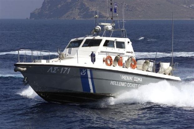 Ακυβερνησία ιστιοφόρου σκάφους στη Νεάπολη