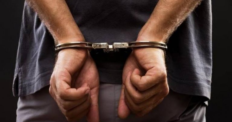 Χειροπέδες σε 22χρονο για απόπειρα κλοπής σε τ.κ του Δήμου Σπάρτης