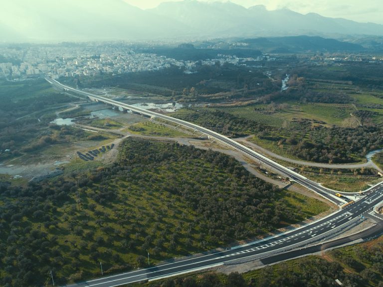 Η Σπάρτη αλλάζει όψη – Νέα έργα αστικής ανάπλασης