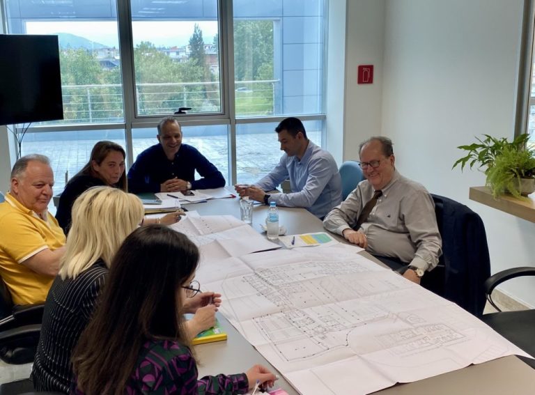 Το νέο διοικητήριο της Περιφέρειας Πελοποννήσου στην Τρίπολη αντικείμενο σύσκεψης