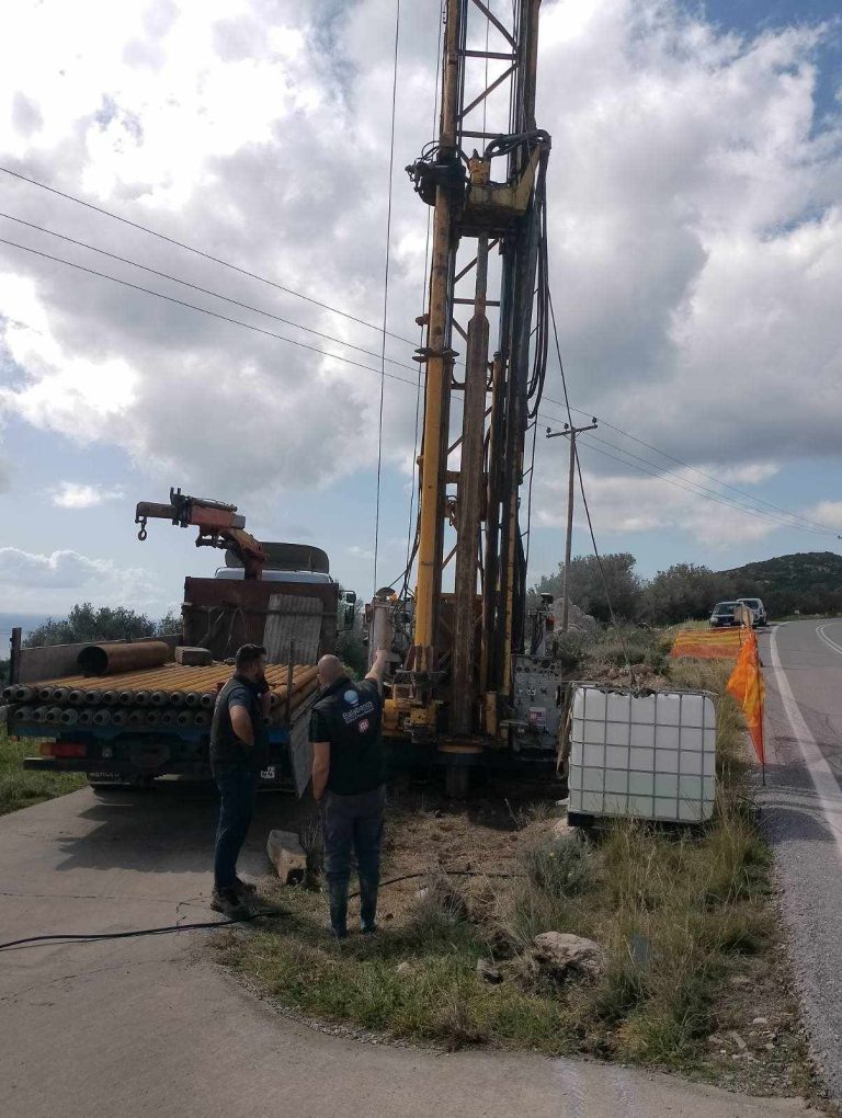 Στη Βουλή το πρόβλημα των καθυστερήσεων στις αδειοδοτήσεις γεωτρήσεων