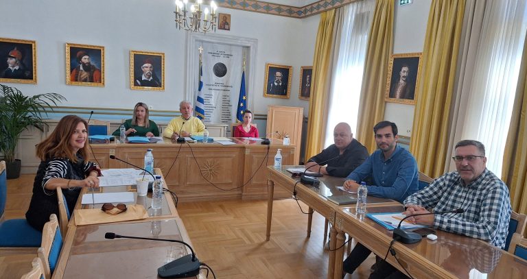 Εστίαση σε υποδομές και τουρισμό στη συνεδρίαση της περιφερειακής επιτροπής Πελοποννήσο