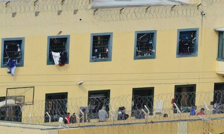 Αιφνιδιαστικός έλεγχος στις φυλακές Ναυπλίου,βρέθηκαν όπλα και κινητά σε κελί