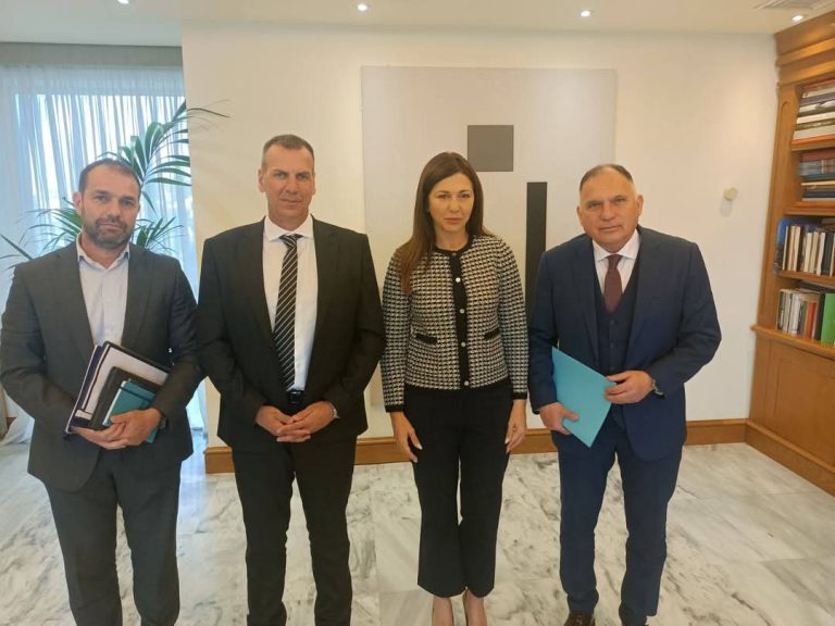 Στην Υπουργό Παιδείας ο Κρητικός