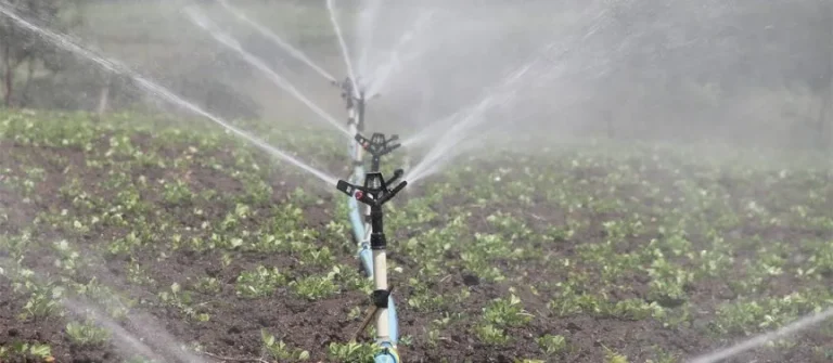 Βιώσιμες λύσεις για το νερό: Νέες μονάδες αφαλάτωσης σε Δυτική Μάνη και Ερμιονίδα