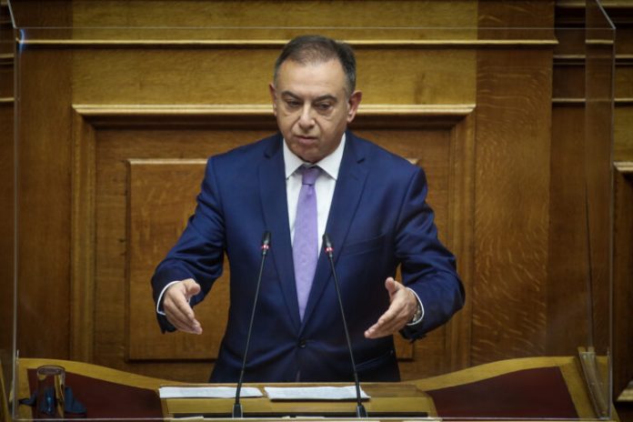 ÂÏÕËÇ ÍÏÌÏÓ×ÅÄÉÏ ÕÐÏÕÑÃÅÉÏÕ ÕÐÏÄÏÌÙÍ ÌÅÔÁÖÏÑÙÍ- ×ÑÇÓÔÏÓ ÊÅËËÁÓ (ÃÉÁÍÍÇÓ ÐÁÍÁÃÏÐÏÕËÏÓ/ EUROKINISSI)