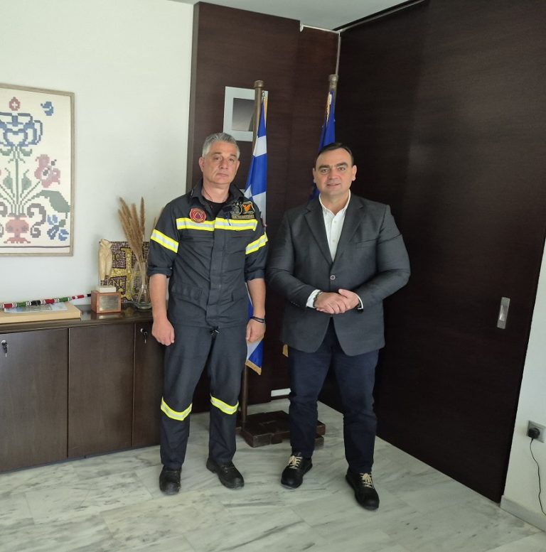 Συνάντηση εργασίας του Αντιπεριφερειάρχη Λακωνίας με τον Διοικητή Πυροσβεστικών Υπηρεσιών του Νομού