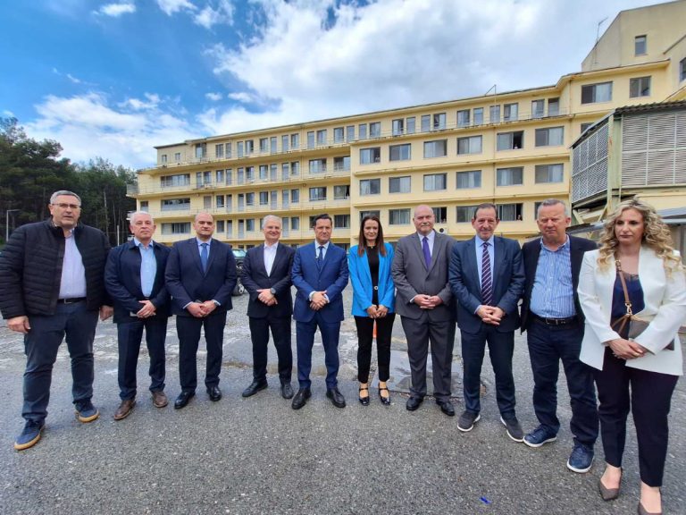 Επίσκεψη του Άδωνι Γεωργιάδη στην Αρκαδία: Νέα πτέρυγα στο Παναρκαδικό Νοσοκομείο