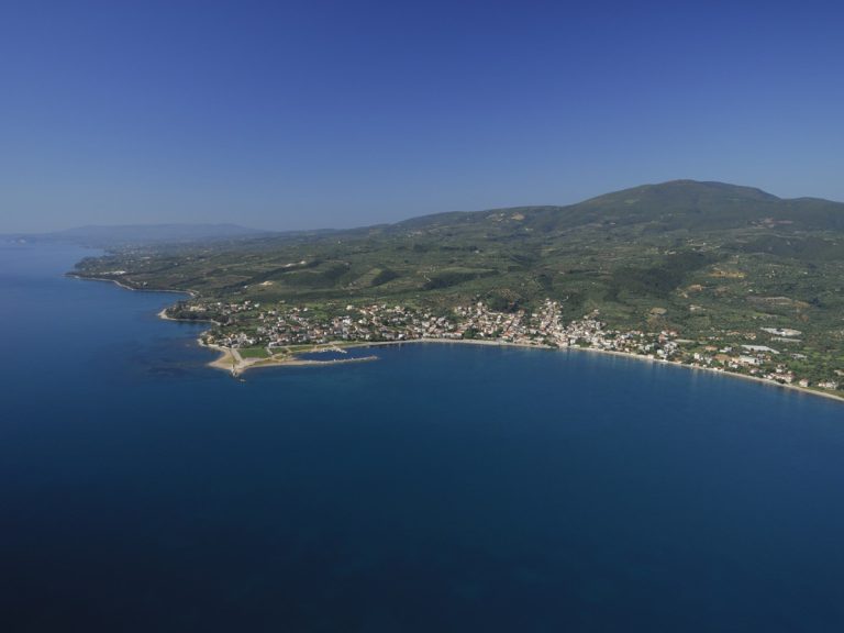 Προσωρινός ανάδοχος για τα έργα προστασίας της ακτογραμμής στο Πεταλίδι